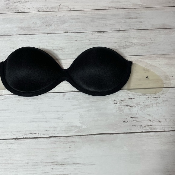 Fashion Forms Go Bare Push Up Backless Strapless Adhesive Bra A - Picture 4 of 9